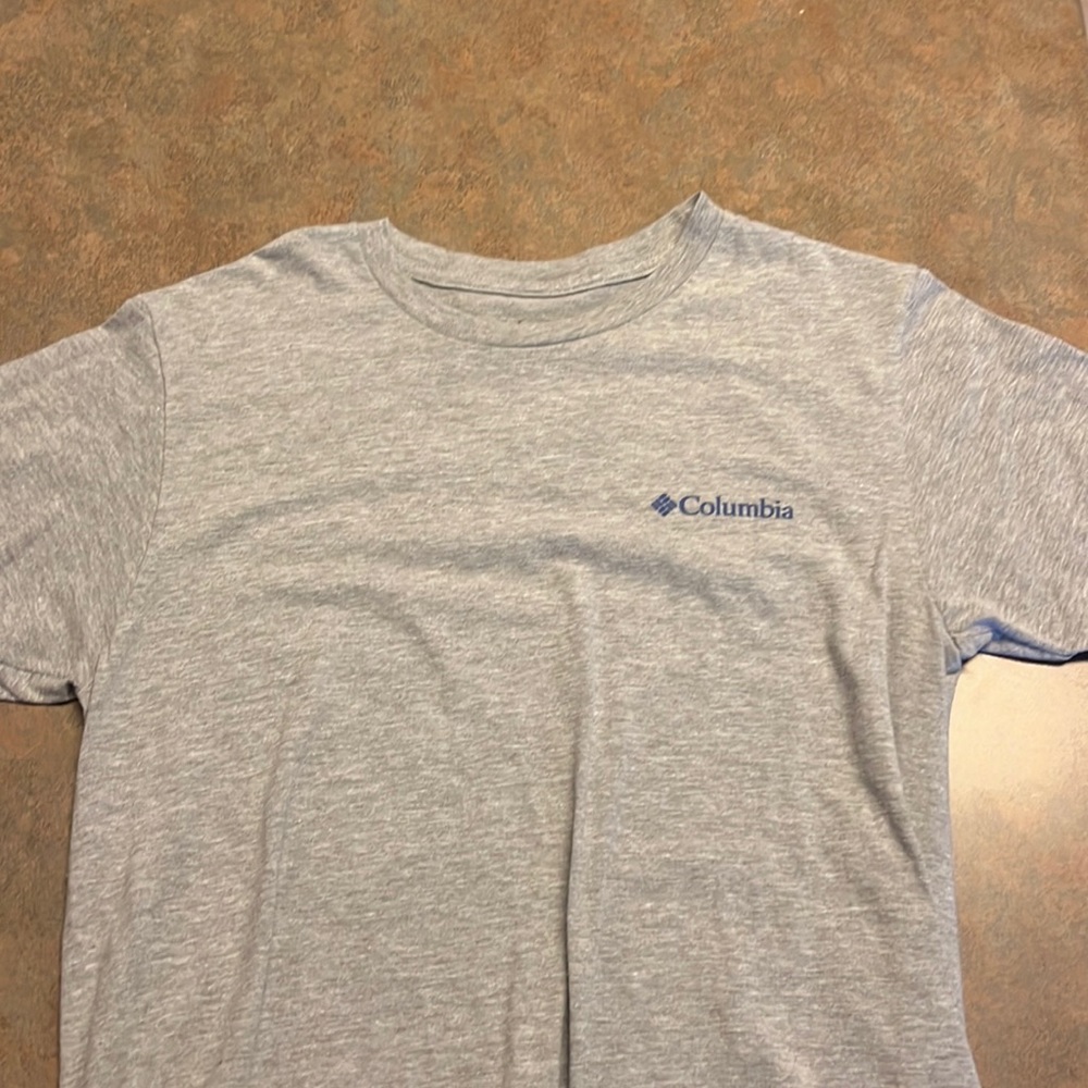 Columbia Tshirt